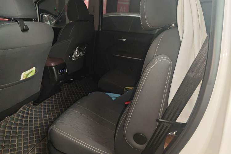 Used GAC Trumpchi M6 2021 PRO 270T DCT Elite Edition Left Rear Seat
