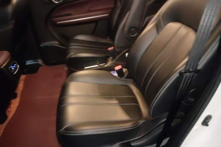 Used GAC Trumpchi M6 2021 PRO 270T DCT Luxury Edition Left Rear Seat