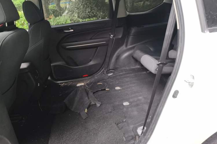 Used GAC Trumpchi M6 2021 PRO 270T DCT Elite Edition Left Rear Seat