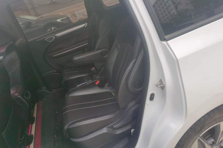 Used GAC Trumpchi M6 2021 PRO 270T Automatic Luxury Edition Left Rear Seat