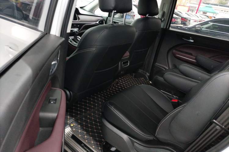 Used GAC Trumpchi M6 2021 PRO 270T Automatic Luxury Edition Left Rear Seat