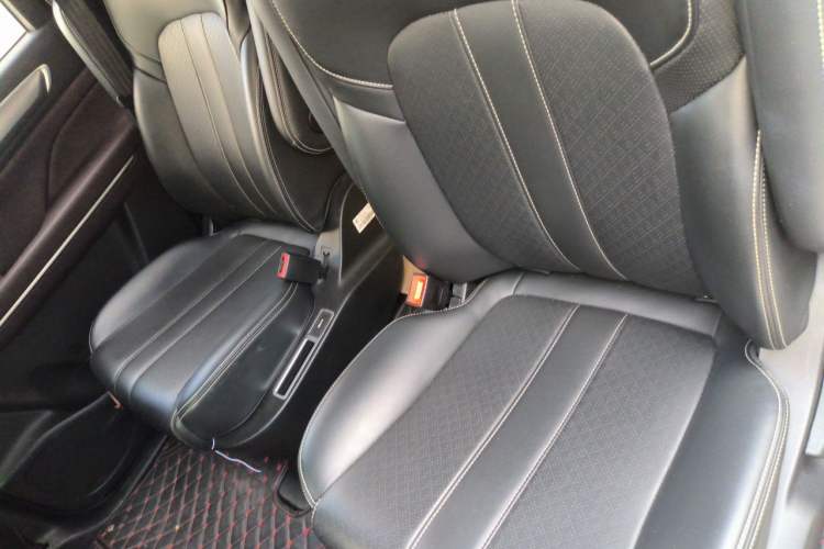 Used GAC Trumpchi M6 2021 PRO 270T DCT Luxury Edition Left Rear Seat