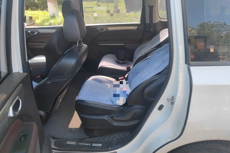 Used GAC Trumpchi M6 2021 270T DCT Prestige Edition (7-seater) Left Rear Seat