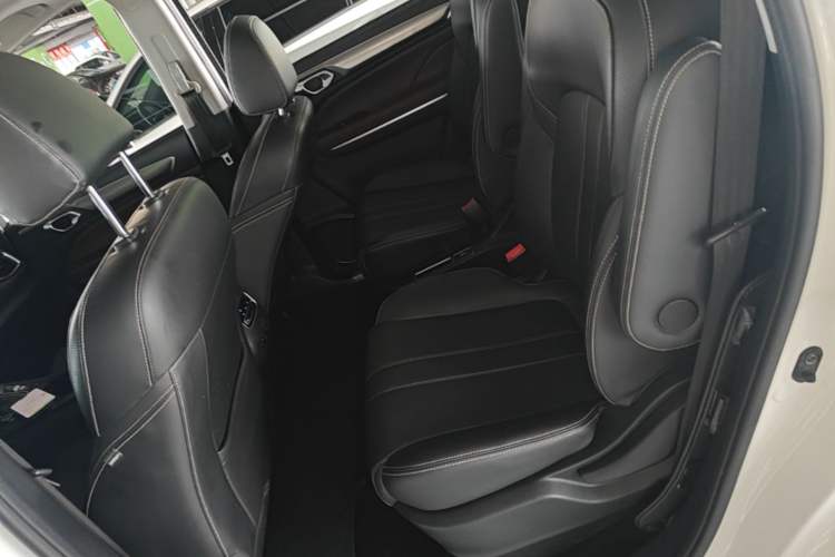 Used GAC Trumpchi M6 2021 PRO 270T Automatic Luxury Edition Left Rear Seat