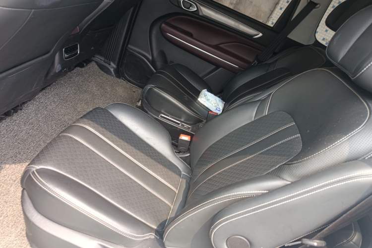 Used GAC Trumpchi M6 2021 PRO 270T DCT Luxury Edition Left Rear Seat