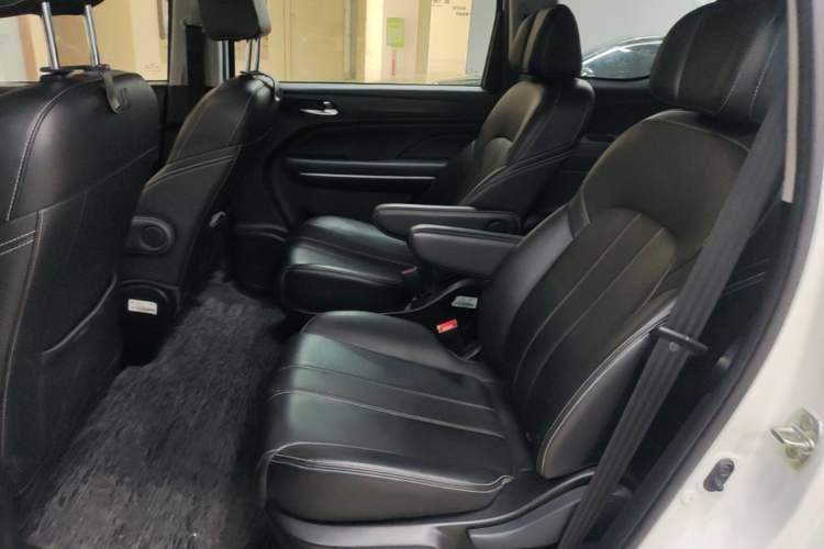 Used GAC Trumpchi M6 2021 270T DCT Luxury Edition (6 Seats) Left Rear Seat