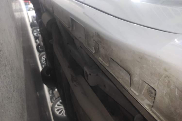 Used GAC Trumpchi M6 2021 PRO 270T DCT Luxury Edition Left Side Sill