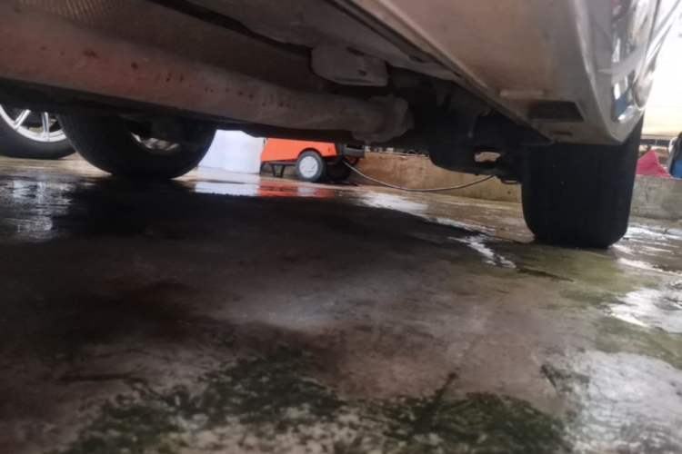 Used GAC Trumpchi M6 2021 270T DCT Elite Edition (7-seater) Left Side Sill