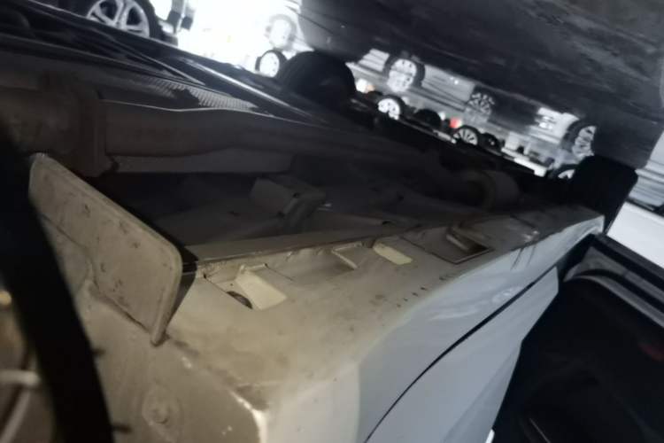 Used GAC Trumpchi M6 2021 270T DCT Luxury Edition (7 Seats) Left Side Sill