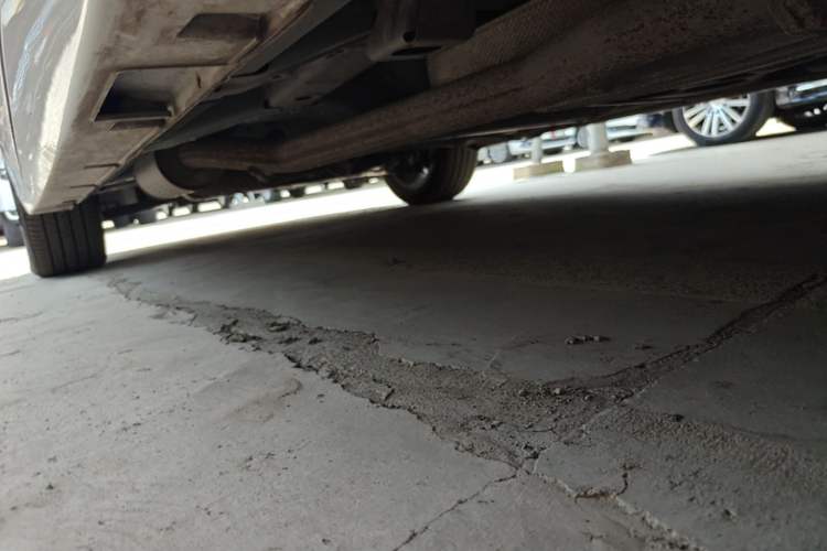 Used GAC Trumpchi M6 2021 PRO 270T DCT Luxury Edition Left Side Sill