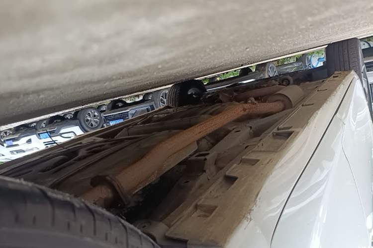 Used GAC Trumpchi M6 2021 PRO 270T Automatic Luxury Edition Left Side Sill