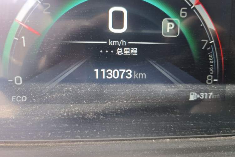 Used GAC Trumpchi M6 2021 270T DCT Elite Edition (7-seater) Odometer Close Up