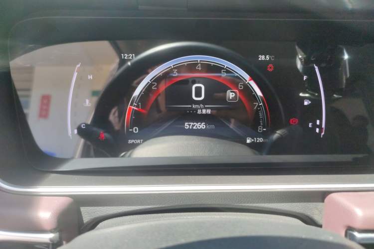 Used GAC Trumpchi M6 2021 PRO 270T DCT Luxury Edition Odometer Close Up