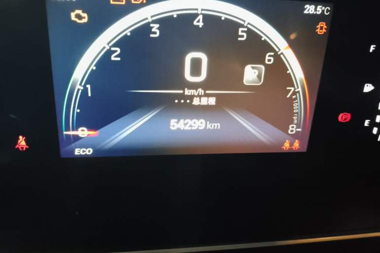 Used GAC Trumpchi M6 2021 270T DCT Luxury Edition (7-seater) Odometer Close Up