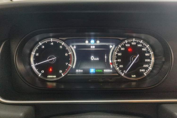 Used GAC Trumpchi M6 2021 270T DCT Elite Edition (7-seater) Odometer Close Up