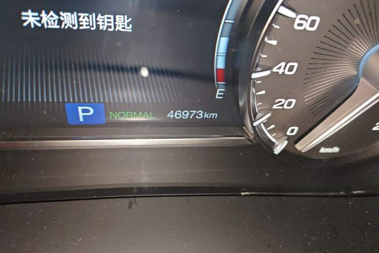 Used GAC Trumpchi M6 2021 270T DCT Luxury Edition (7-seater) Odometer Close Up