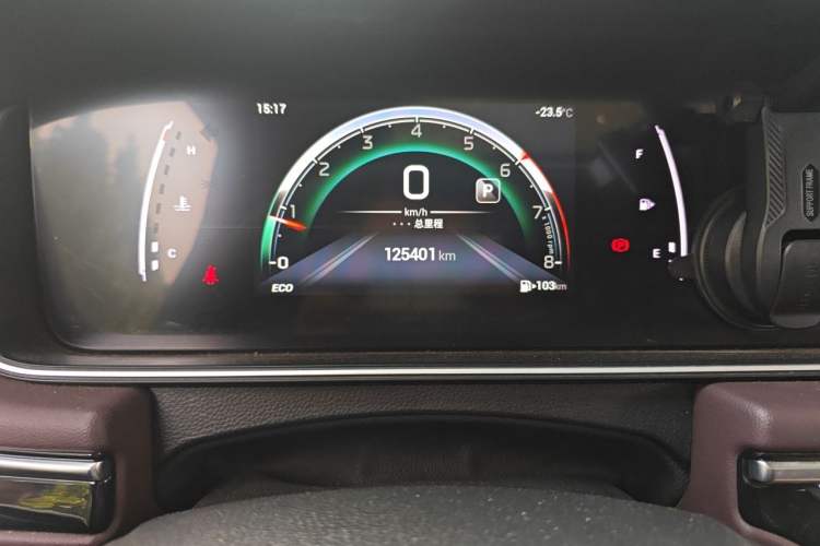 Used GAC Trumpchi M6 2021 PRO 270T DCT Luxury Edition Odometer Close Up
