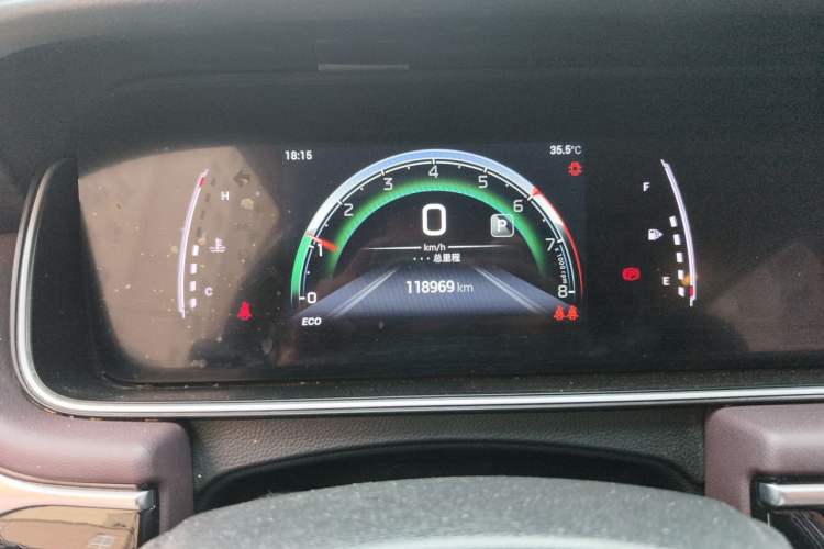 Used GAC Trumpchi M6 2021 PRO 270T DCT Luxury Edition Odometer Close Up