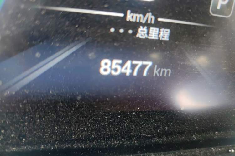 Used GAC Trumpchi M6 2021 270T DCT Prestige Edition (7-seater) Odometer Close Up