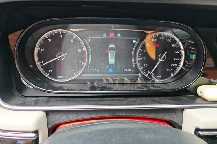 Used GAC Trumpchi M6 2021 270T DCT Elite Edition (7-seater) Odometer Close Up