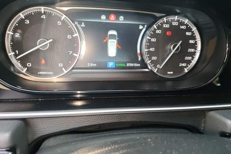 Used GAC Trumpchi M6 2021 270T DCT Luxury Edition (7 Seats) Odometer Close Up
