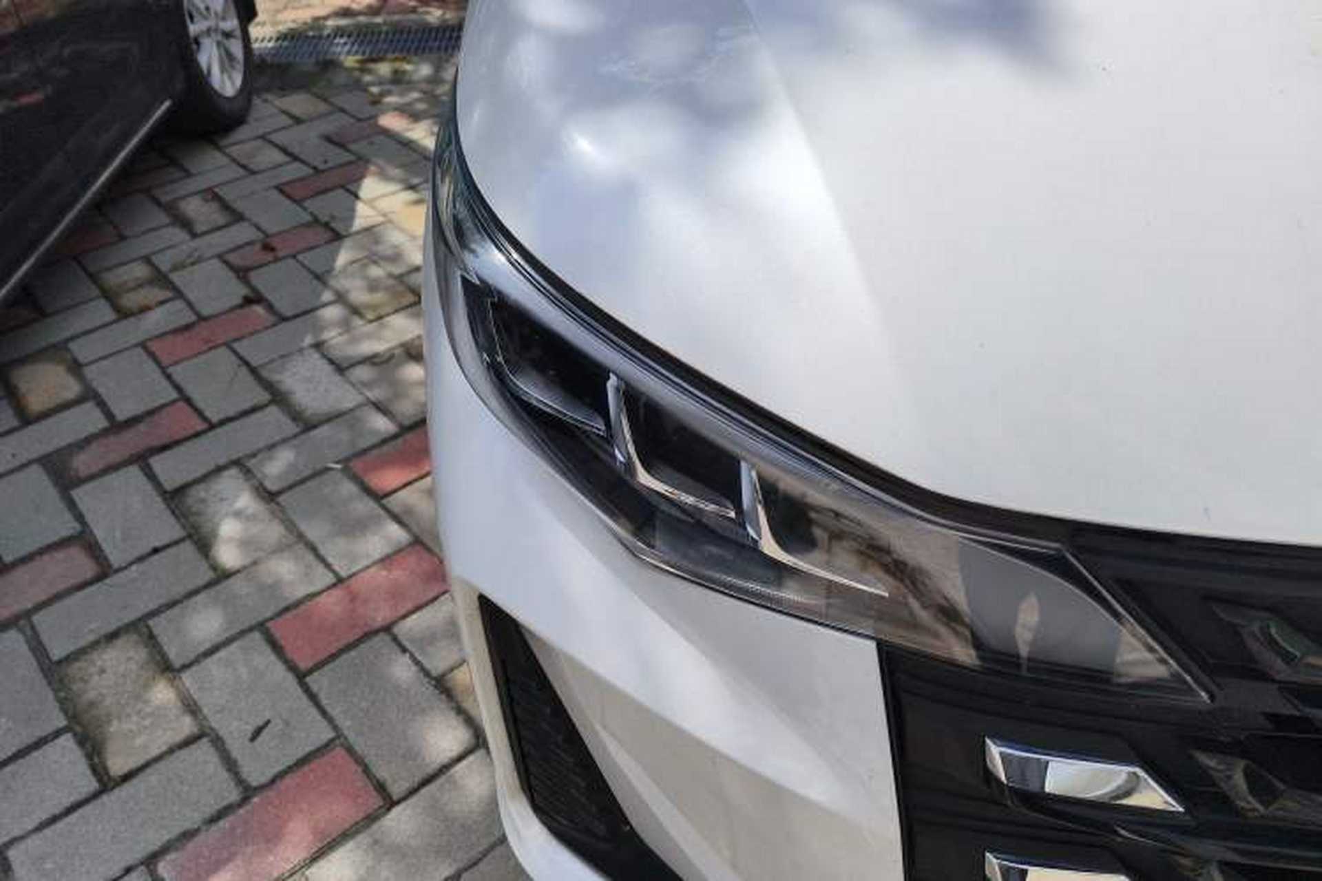 Used GAC Trumpchi M6 2021 PRO 270T Automatic Luxury Edition Right Front Headlight