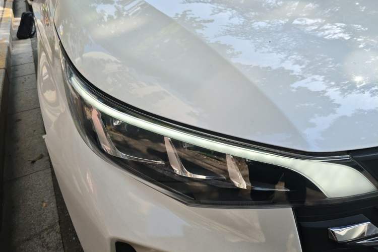 Used GAC Trumpchi M6 2021 PRO 270T DCT Luxury Edition Right Front Headlight