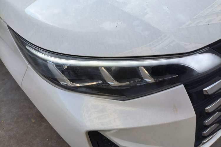 Used GAC Trumpchi M6 2021 PRO 270T DCT Luxury Edition Right Front Headlight