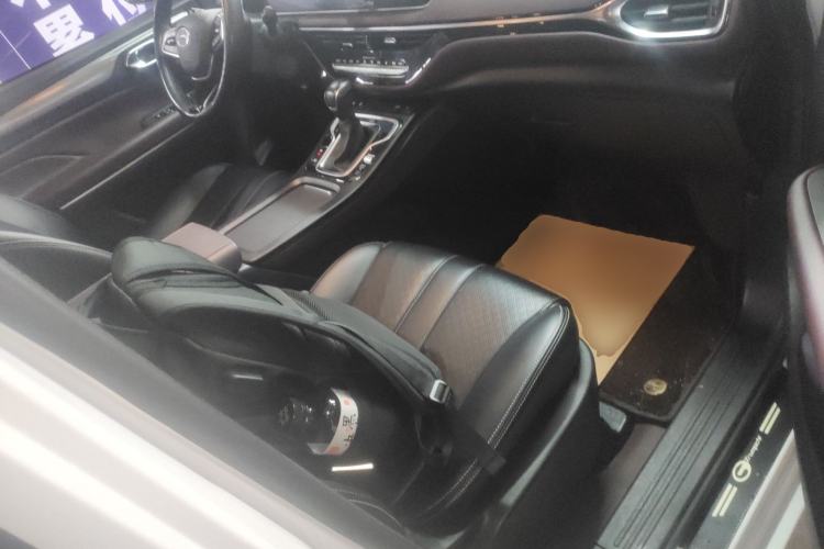 Used GAC Trumpchi M6 2021 PRO 270T DCT Luxury Edition Right Front Seat