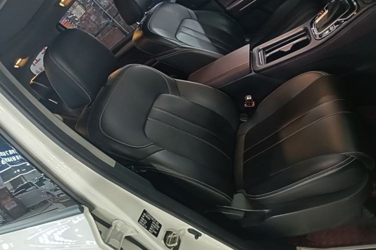 Used GAC Trumpchi M6 2021 270T DCT Luxury Edition (6-seater) Right Front Seat