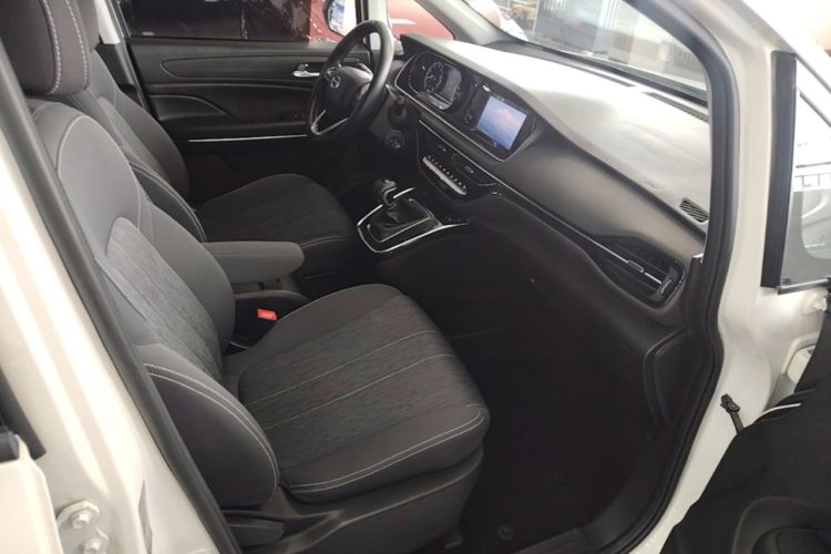 Used GAC Trumpchi M6 2021 270T Manual Elite Edition (7-seater) Right Front Seat
