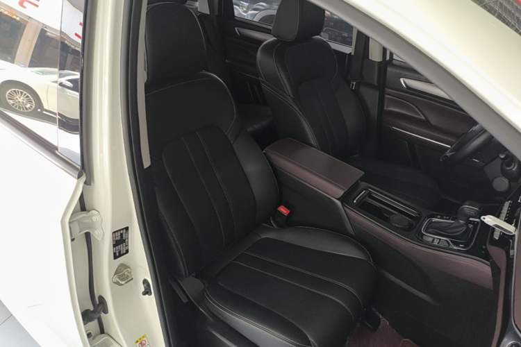 Used GAC Trumpchi M6 2021 PRO 270T Automatic Luxury Edition Right Front Seat