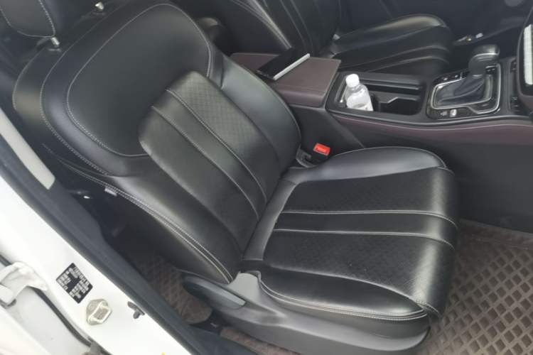 Used GAC Trumpchi M6 2021 PRO 270T DCT Elite Edition Right Front Seat