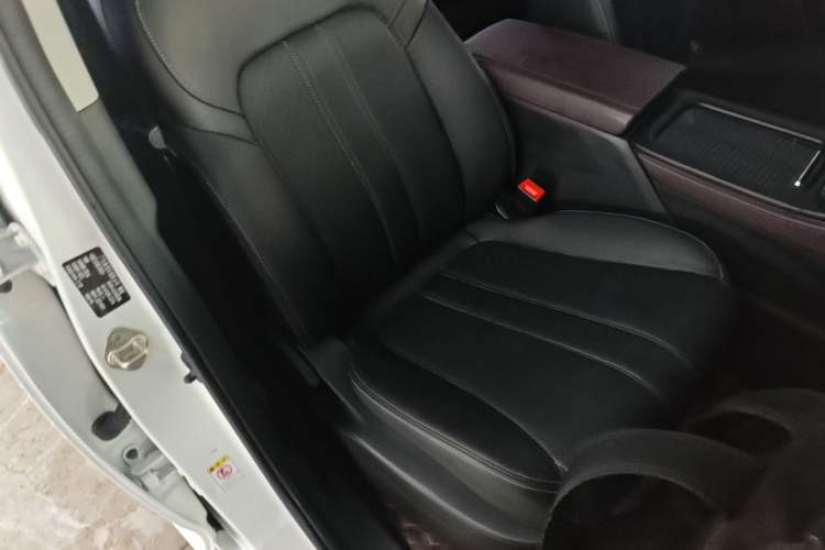 Used GAC Trumpchi M6 2021 270T DCT Prestige Edition (7-seater) Right Front Seat