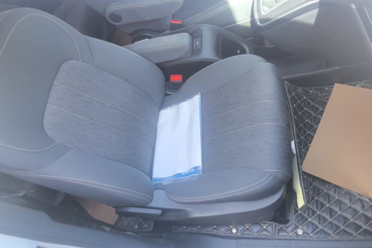 Used GAC Trumpchi M6 2021 270T DCT Elite Edition (7-seater) Right Front Seat