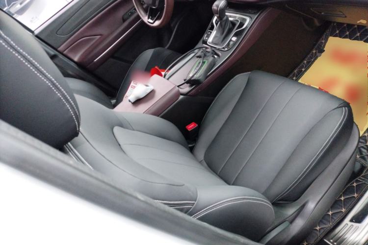 Used GAC Trumpchi M6 2021 PRO 270T Automatic Luxury Edition Right Front Seat