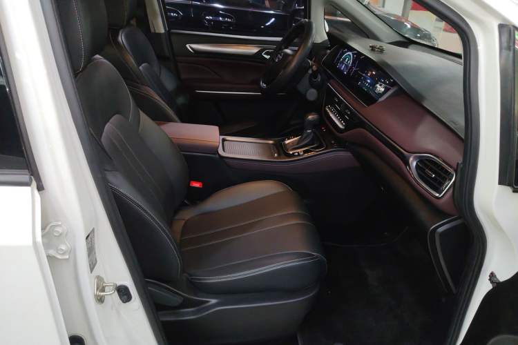 Used GAC Trumpchi M6 2021 PRO 270T DCT Luxury Edition Right Front Seat