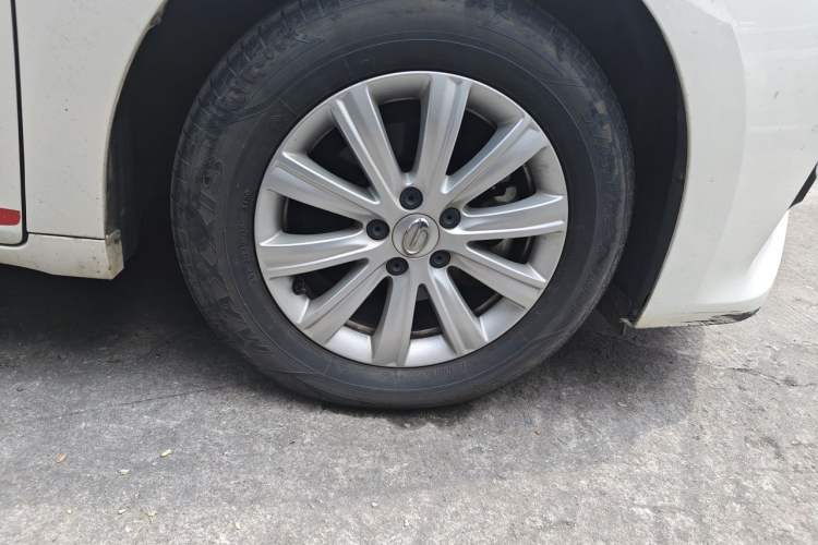 Used GAC Trumpchi M6 2021 270T DCT Luxury Edition (7 Seats) Right Front Wheel Hub