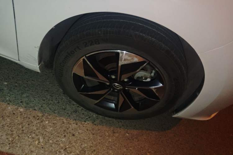 Used GAC Trumpchi M6 2021 PRO 270T DCT Luxury Edition Right Front Wheel Hub