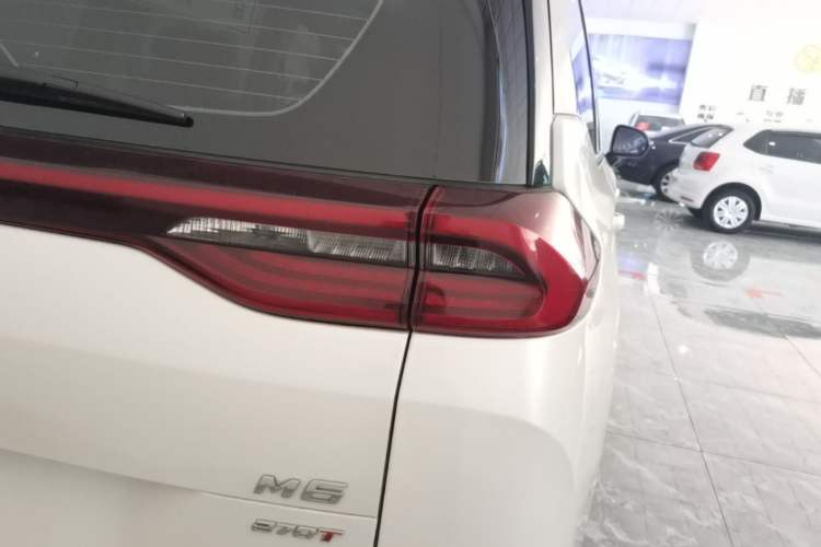 Used GAC Trumpchi M6 2021 270T DCT Luxury Edition (7 Seats) Right Rear Taillight