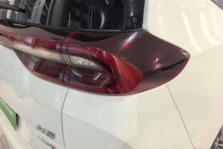 Used GAC Trumpchi M6 2021 270T DCT Prestige Edition (7-seater) Right Rear Taillight
