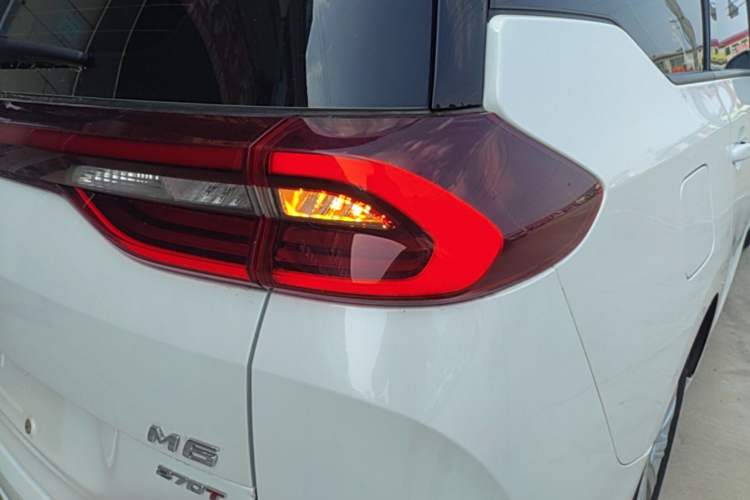 Used GAC Trumpchi M6 2021 270T DCT Luxury Edition (6 Seats) Right Rear Taillight