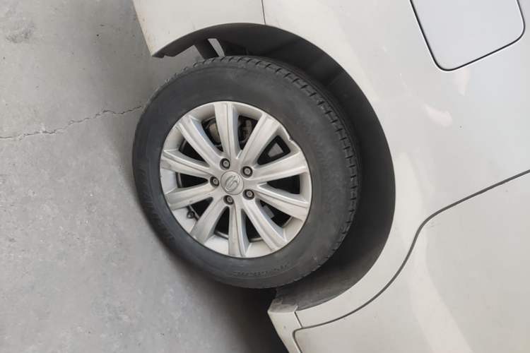 Used GAC Trumpchi M6 2021 270T DCT Elite Edition (7-seater) Right Rear Wheel Hub