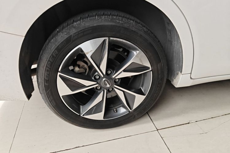 Used GAC Trumpchi M6 2021 PRO 270T DCT Luxury Edition Right Rear Wheel Hub