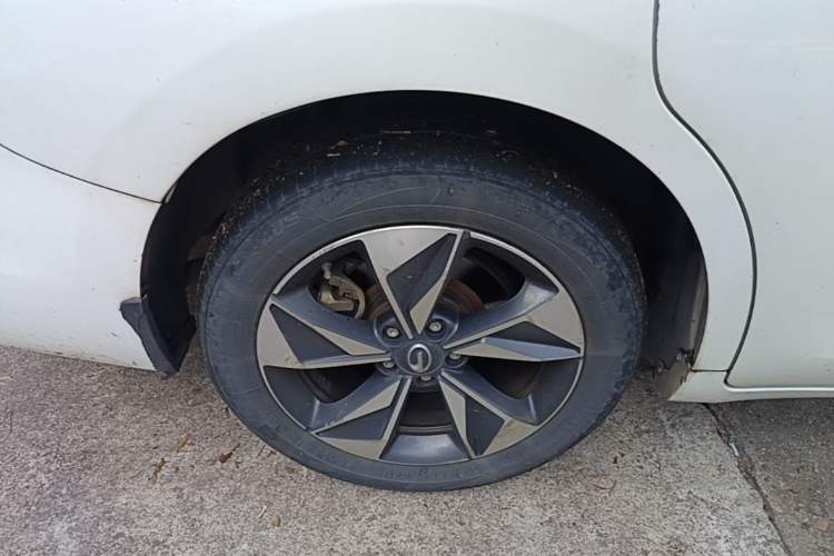 Used GAC Trumpchi M6 2021 PRO 270T DCT Luxury Edition Right Rear Wheel Hub