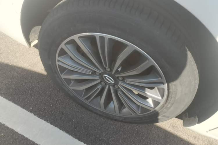 Used GAC Trumpchi M6 2021 270T DCT Prestige Edition (7-seater) Right Rear Wheel Hub