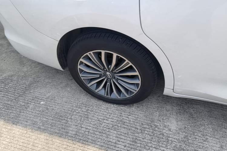 Used GAC Trumpchi M6 2021 270T DCT Prestige Edition (7 Seats) Right Rear Wheel Hub