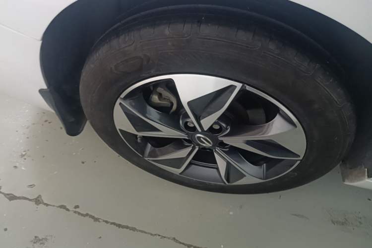Used GAC Trumpchi M6 2021 PRO 270T DCT Luxury Edition Right Rear Wheel Hub