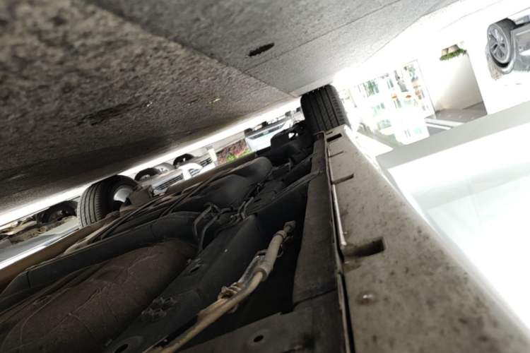 Used GAC Trumpchi M6 2021 PRO 270T Automatic Luxury Edition Right Side Sill
