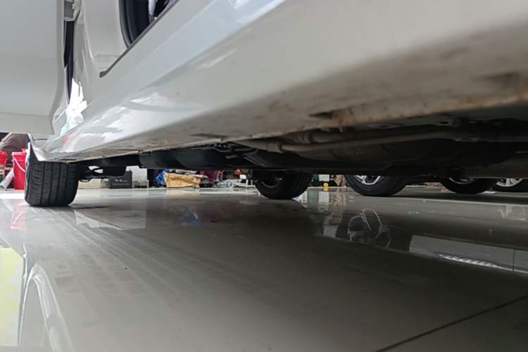 Used GAC Trumpchi M6 2021 PRO 270T Automatic Luxury Edition Right Side Sill